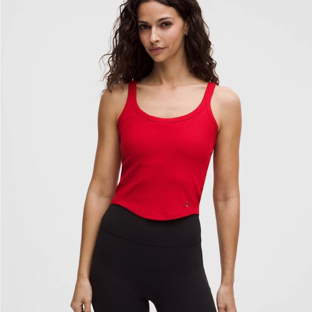 Lululemon Valentines Ribbed Cropped Heart Tank NWT XL Sold Out